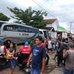 Warga Cibadak Menyatroni Pool Budiman di Kecamatan Banjarsari Kab Ciamis
