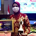 Wakil Ketua DPRD Jabar Dapatkan Penghargaan Womam Expo 2020