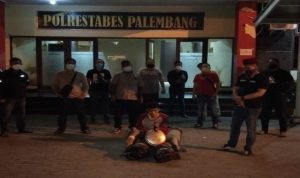 Bobol Rumah, Pemuda di 24 Ilir Curi Kursi dan Meja