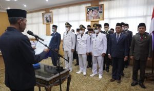 Wabup OKI Lantik 2 JPT dan Belasan Pejabat Administrator Hasil Uji Kompetensi