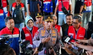 Tinjau Pertamina Plumpang, Kapolri Pastikan Tim Investigasi Dalami Penyebab Awal