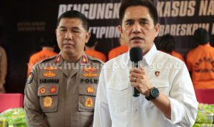 Geger, Paket Pasta Gigi Ganja Untuk PM Malaysia