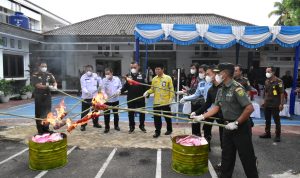 Kejari OKI Musnahkan Barang Bukti 110 Perkara Tipidum Incracht