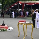 Presiden Joko Widodo Berikan Penghargaan Adhi Makayasa ke 4 Perwira TNI-Polri