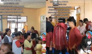 Warga Desa Dian Maluku Lepas Mahasiswa KKN UGM dengan Tangis Haru