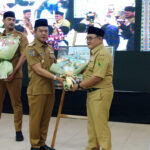 Bupati KDS Luncurkan Buku Aksara Swara, Wujud Komitmen Perkuat Budaya Sunda.