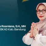 Kepala BKAD Yana Rosmiana Sampaikan Barokallah Fii Umrik Buat Pa Bupati Bandung Dadang Supriatna.
