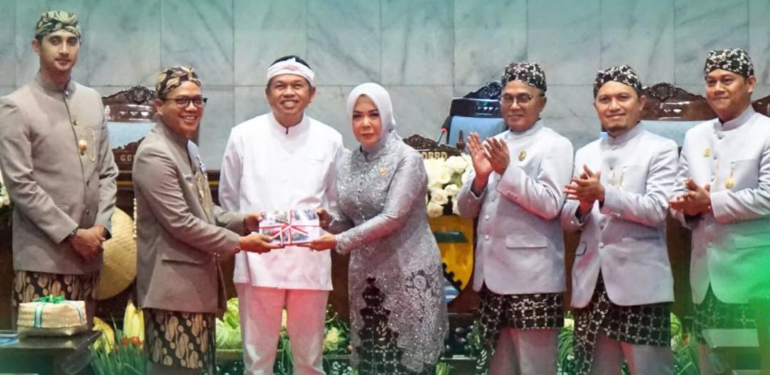 Hari Jadi Kabupaten Bandung Ke-385, Ketua DPRD Hj Renie Apresiasi Kepada Pemimpin Terdahulu.